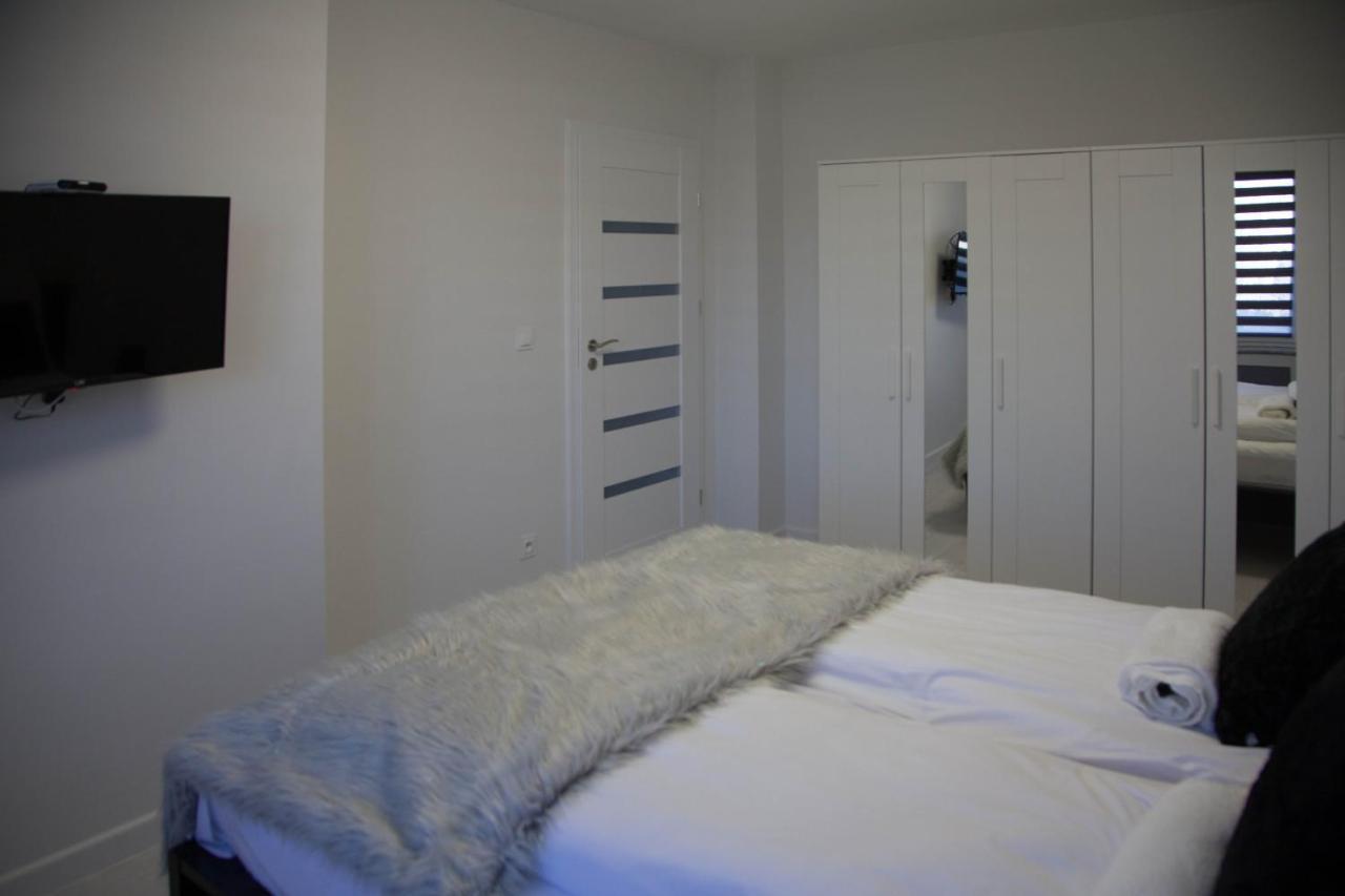 Apartament Wroclaw Borowska Bagian luar foto
